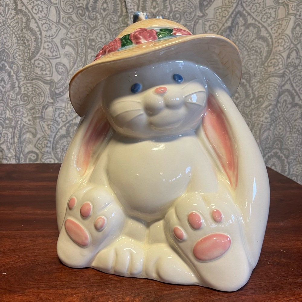 Vintage 1960s Treasure Craft Bunny Cookie Jar